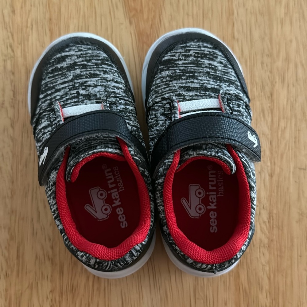 Toddler shoes